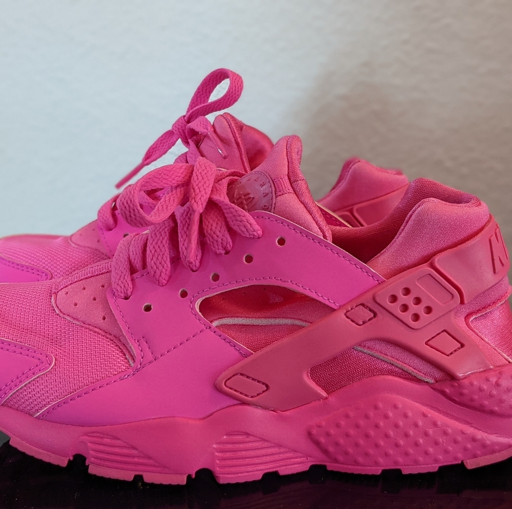 Hot Pink Nike Huarache